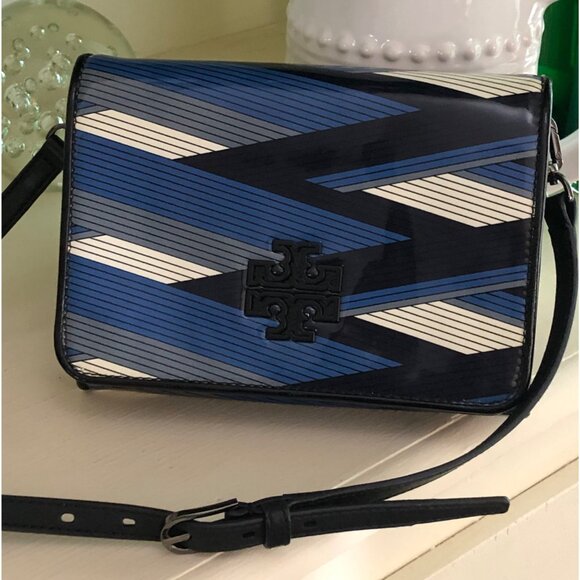 TORY BURCH Handbag Britten Printed Patent Combo Crossbody - Picture 14 of 15